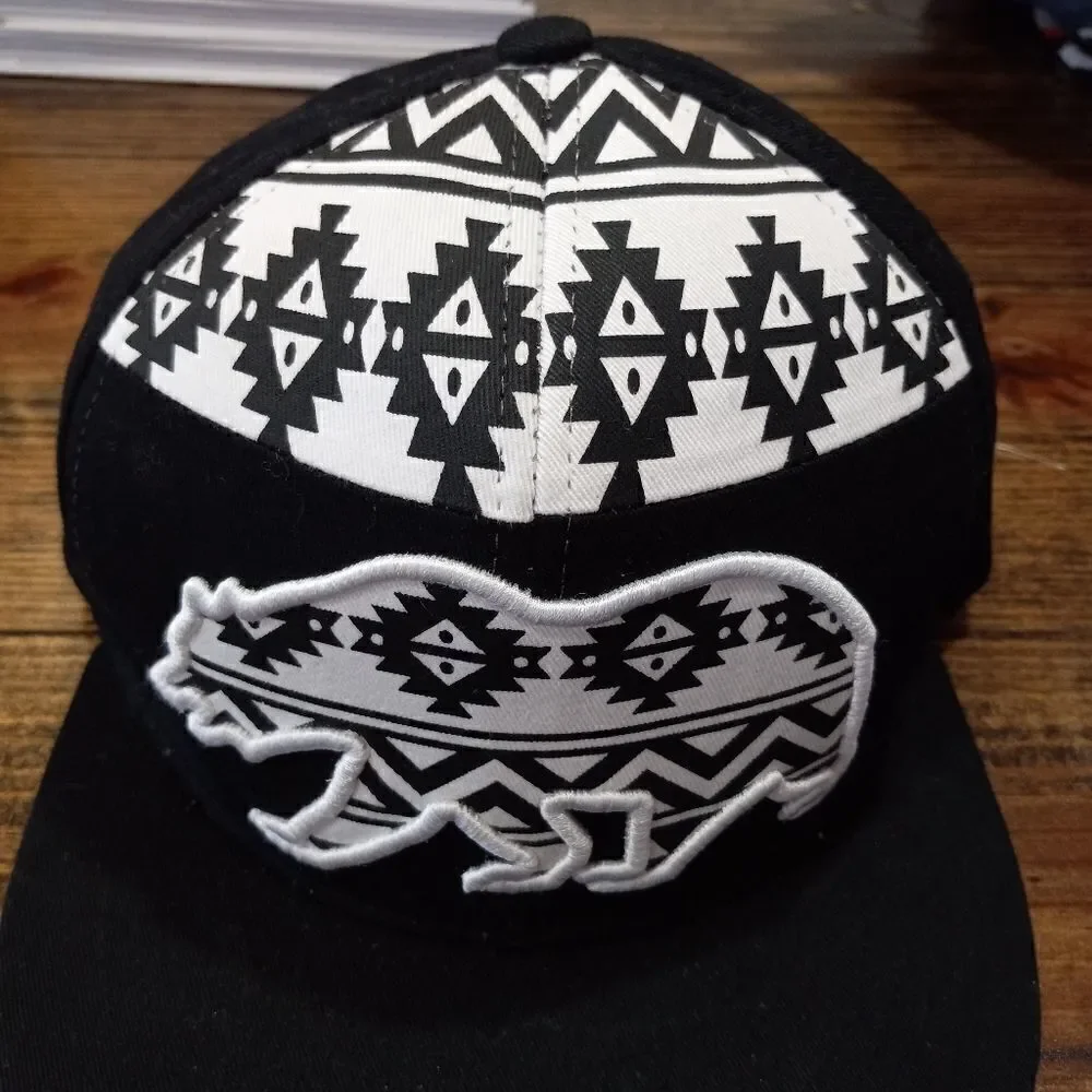Carbon Elements Cali Bear Black-White Snapback Hat